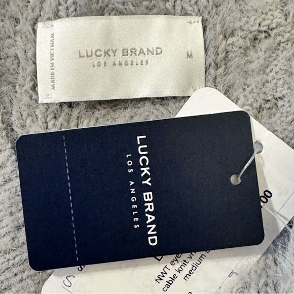 Lucky Brand NWT V-Neck Relaxed Gray Fit Eyelash Sweater Oversized Size Med - Picture 3 of 10